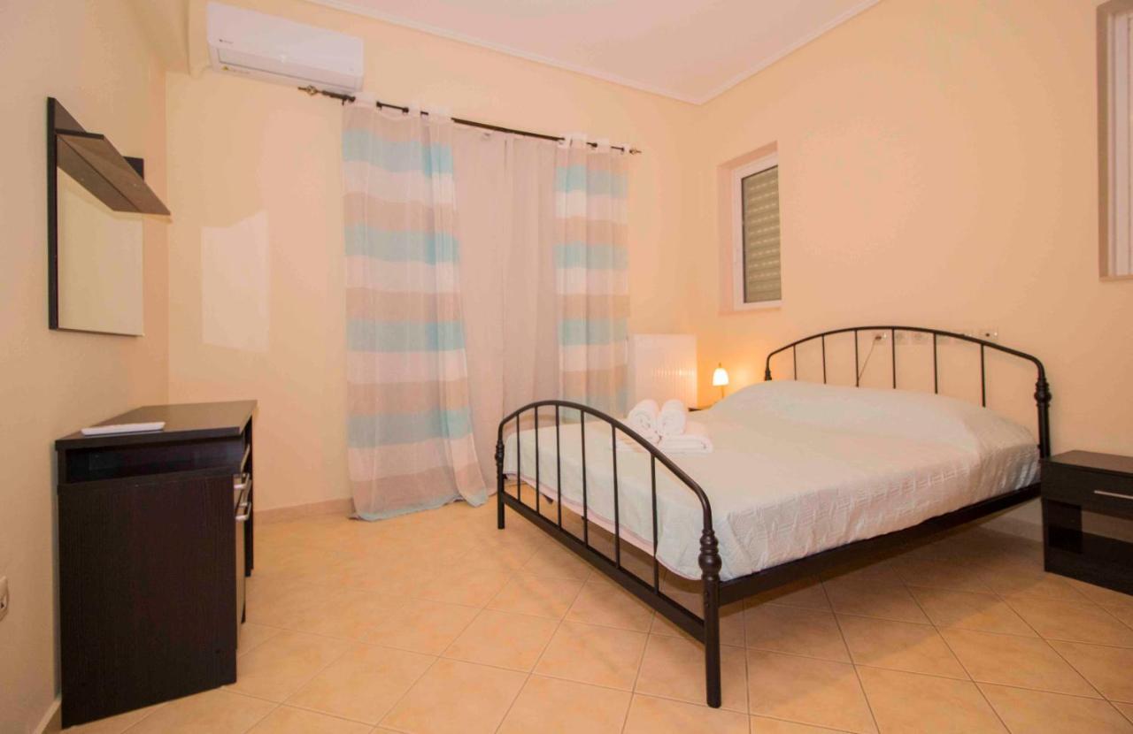 Camares Home Sparta Exterior photo