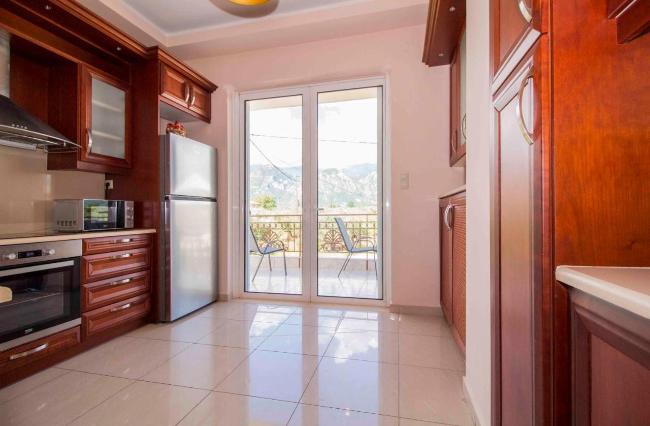 Camares Home Sparta Exterior photo