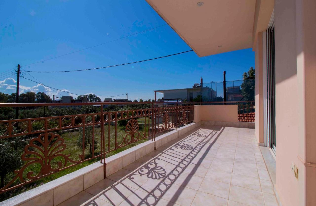 Camares Home Sparta Exterior photo